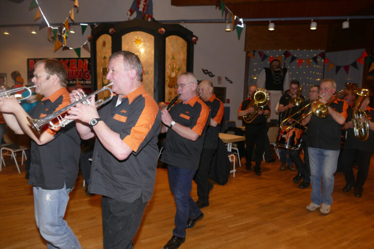 Eieressen & Lumpenball 2018 – Foto 28