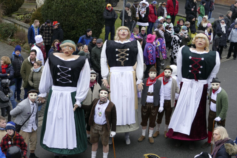 Die Großen Damen